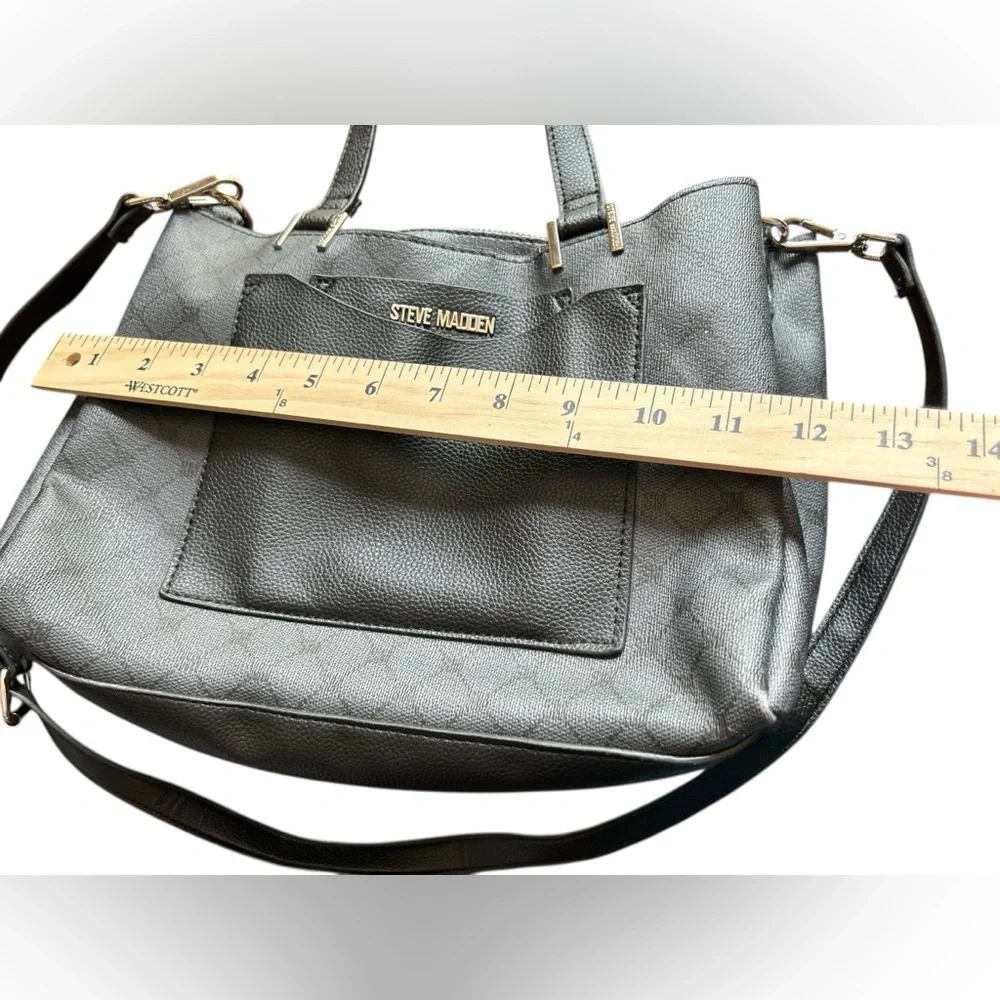 Steve Madden Women's Grey Geometric Shoulder‎ Bag with Gold Accents